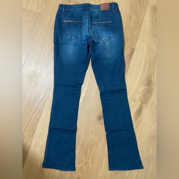DKNY flare leg jeans - Picture 6 of 8